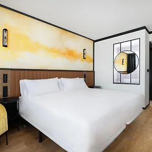 Hotel Barcelo Powisle