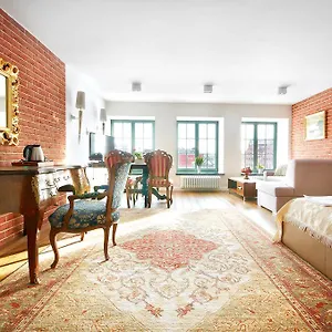 *** Aparthotel Komturia Old Town By Fahrenheit Polonia